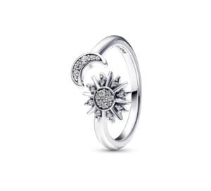 Pandora's collection ring shines with the sun and moon, with a fashionable, smooth, unique and niche opening design
