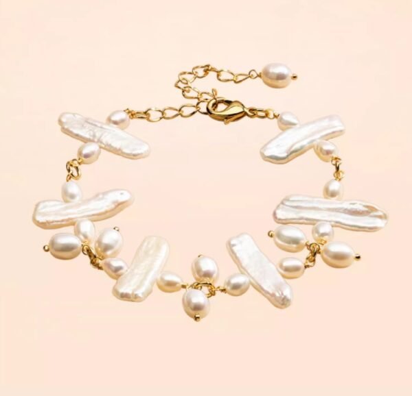 Juicy Grape Pearl Bracelet, original design by Xia, niche European and American style, Baroque temperament, retro bracelet