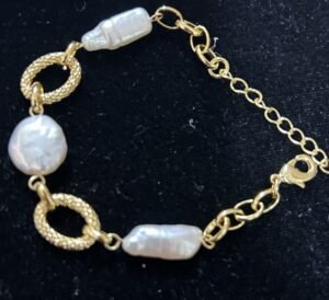 Juicygrape French retro high-end Baroque freshwater pearl light luxury bracelet
