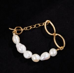 Juicygrape French retro high-end Baroque freshwater pearl light luxury bracelet