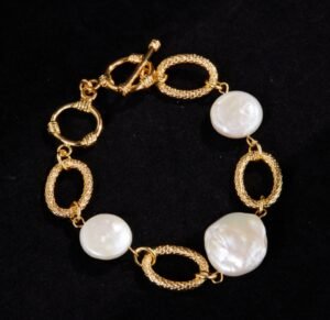 Juicygrape French retro high-end natural Baroque pearl freshwater pearl light luxury bracelet