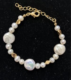 Juicygrape French retro high-end natural Baroque pearl freshwater pearl light luxury bracelet