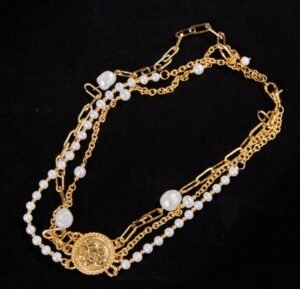 Juicygrap French retro natural pearl necklace original design collarbone chain